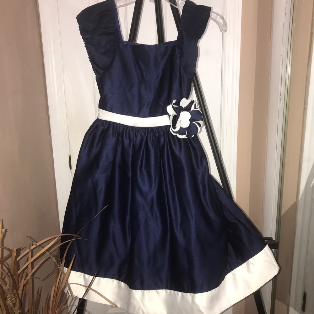 NWOT Fancy dress Size 6x